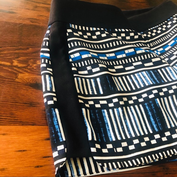 J. Crew Shorts Tuxedo Style Shorts with Geometric Print Size 2 - Picture 6 of 7